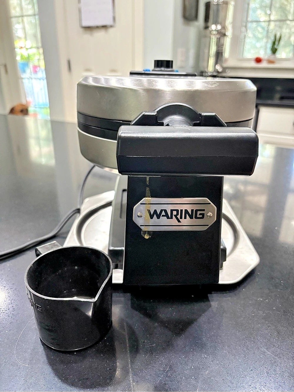 Waring WMK200 Professional Belgian Waffle Maker Black & Silver